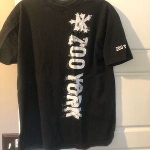 Zoo York T-shirt Medium